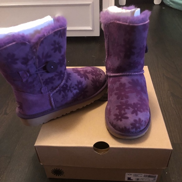 UGG Other - Girl boots